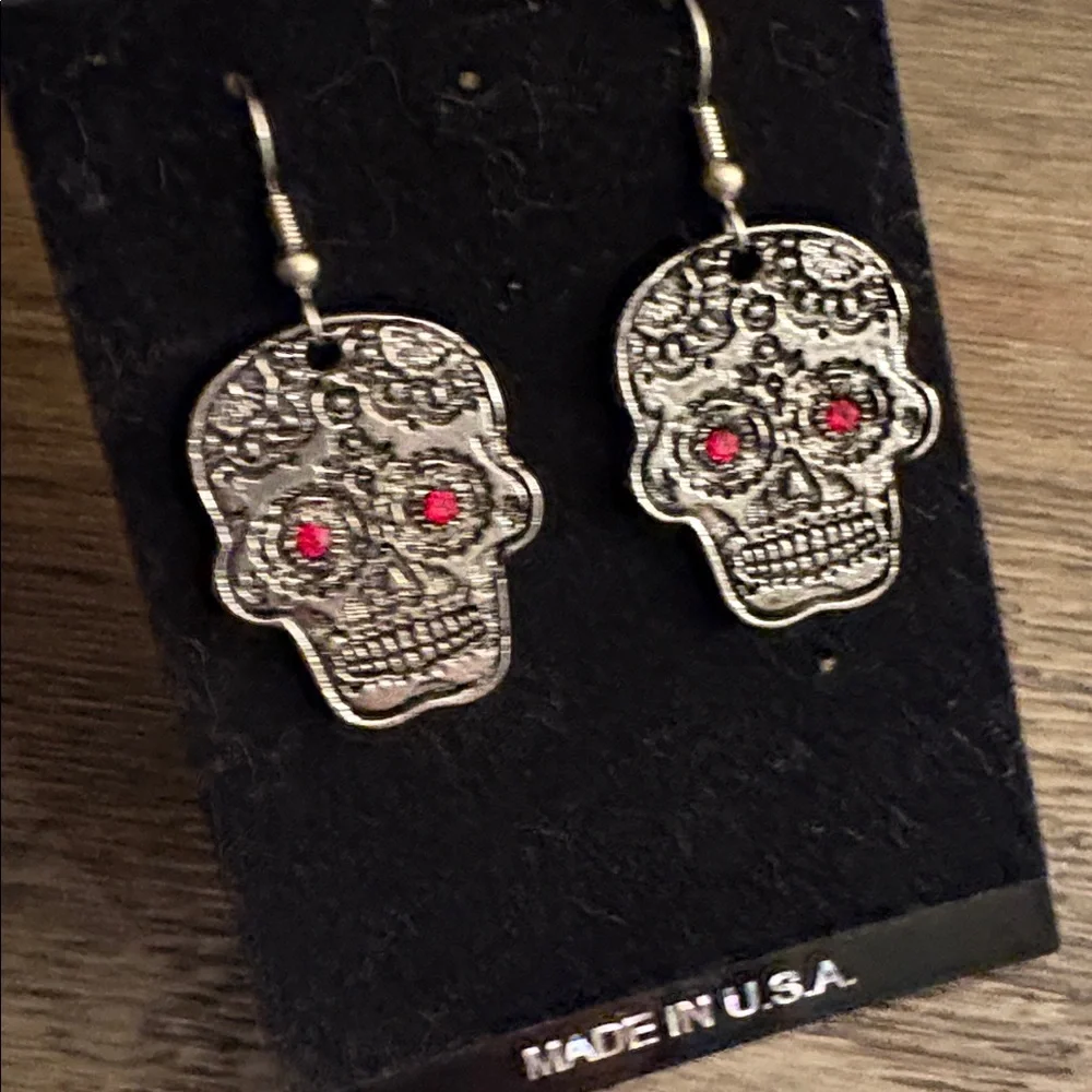 Lot of 2x [Spirit] & [Real Metal] Skull Gothic Drop Dangle Silver Earrings - Picture 7 of 12